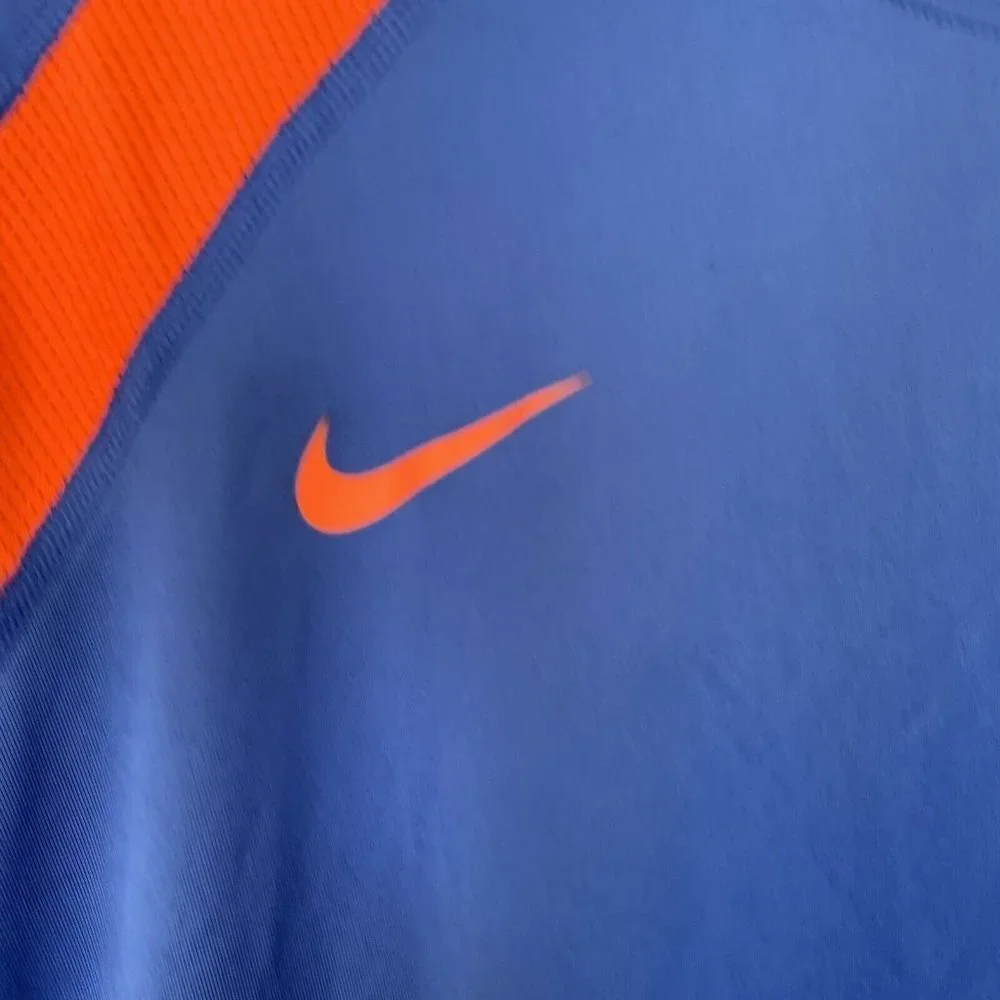 Nike Dri Fit Women’s XL Short Sleeve Short Blue Orange Shirt Mesh Sides